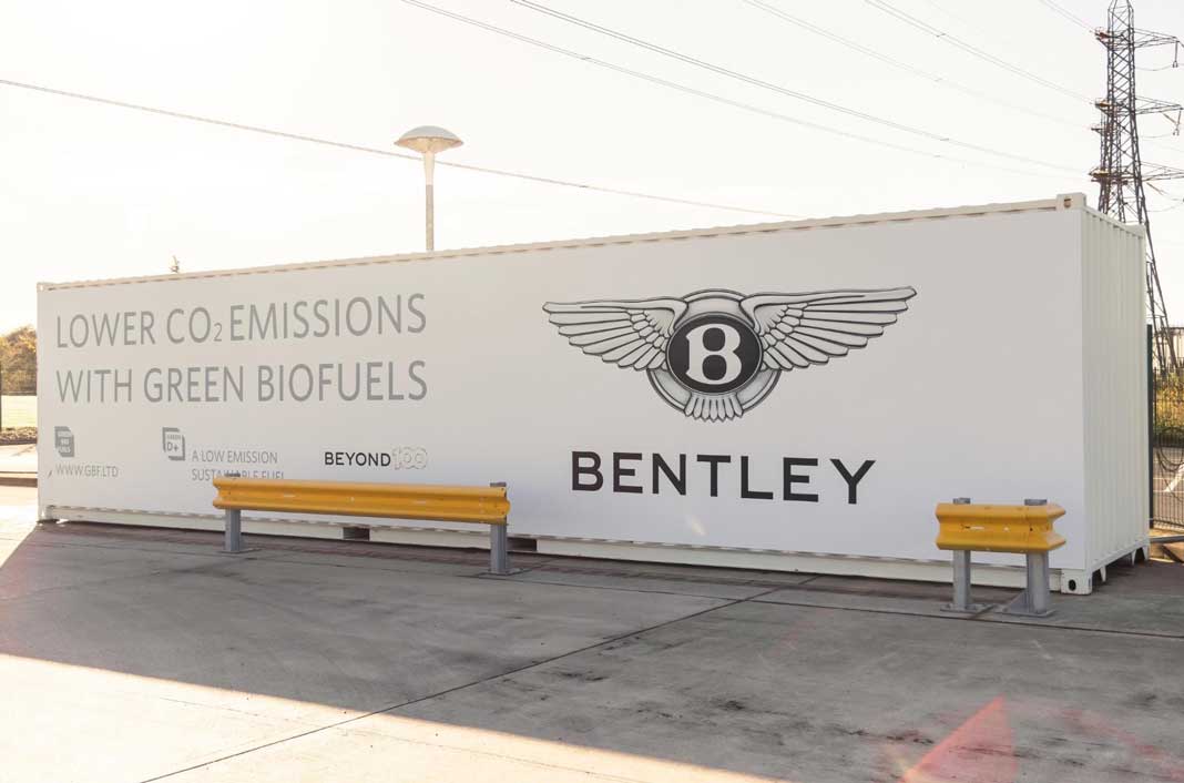 Завод Bentley перевів свій автопарк на біопаливо